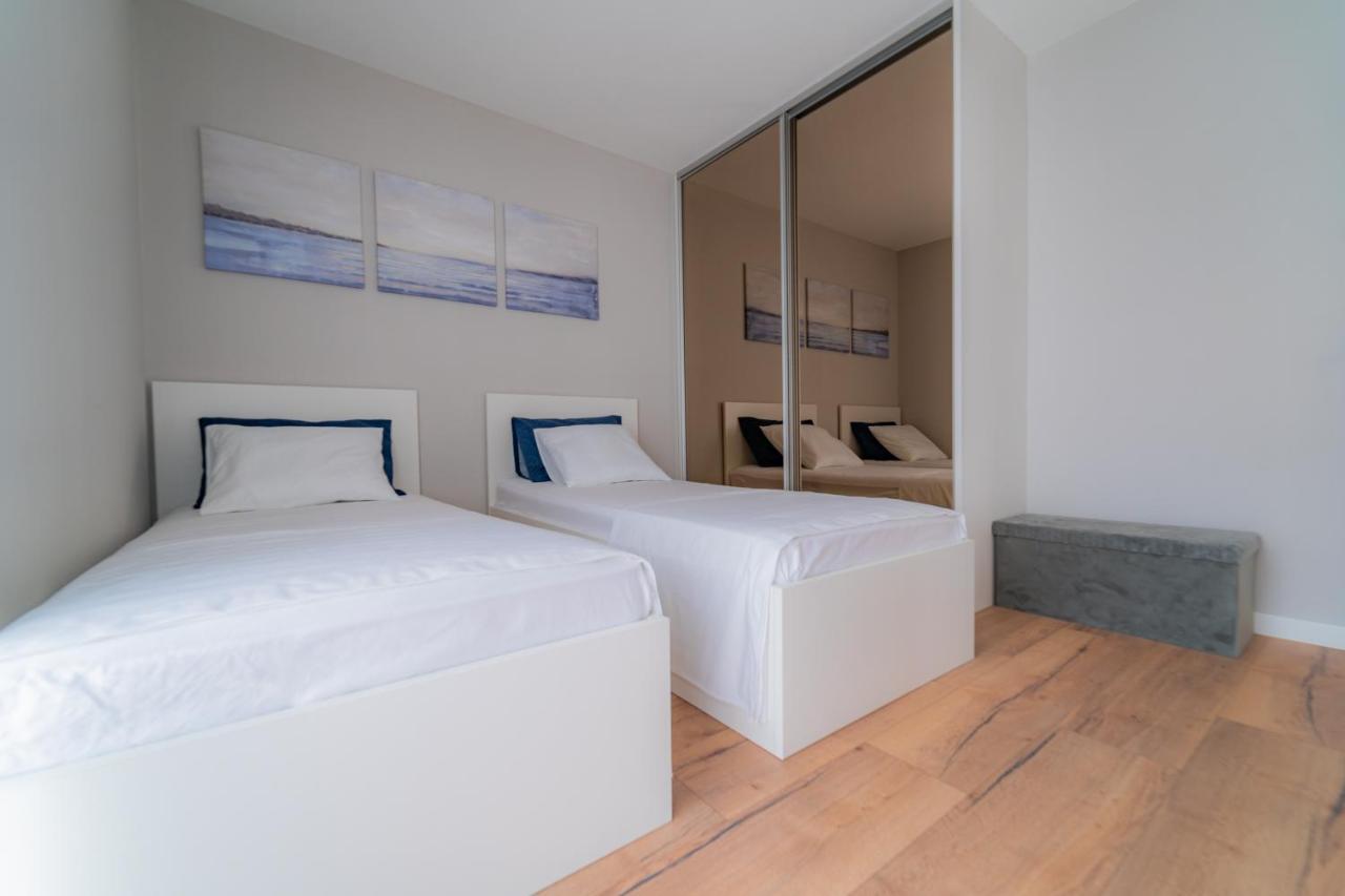 Luxury Apartment Laluna Kamen 外观 照片